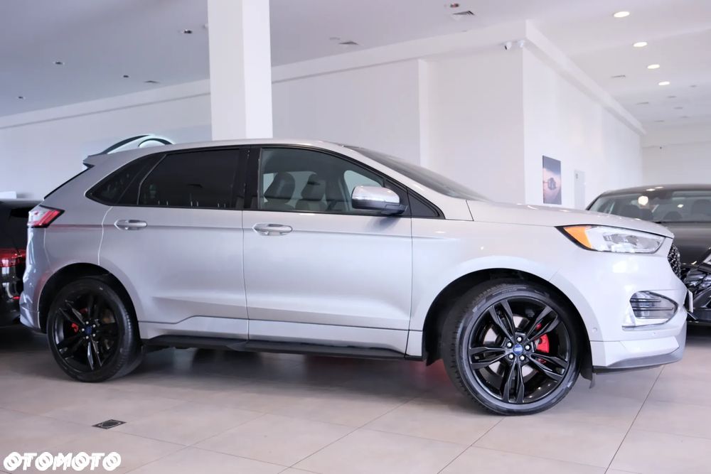 Ford Edge - 4