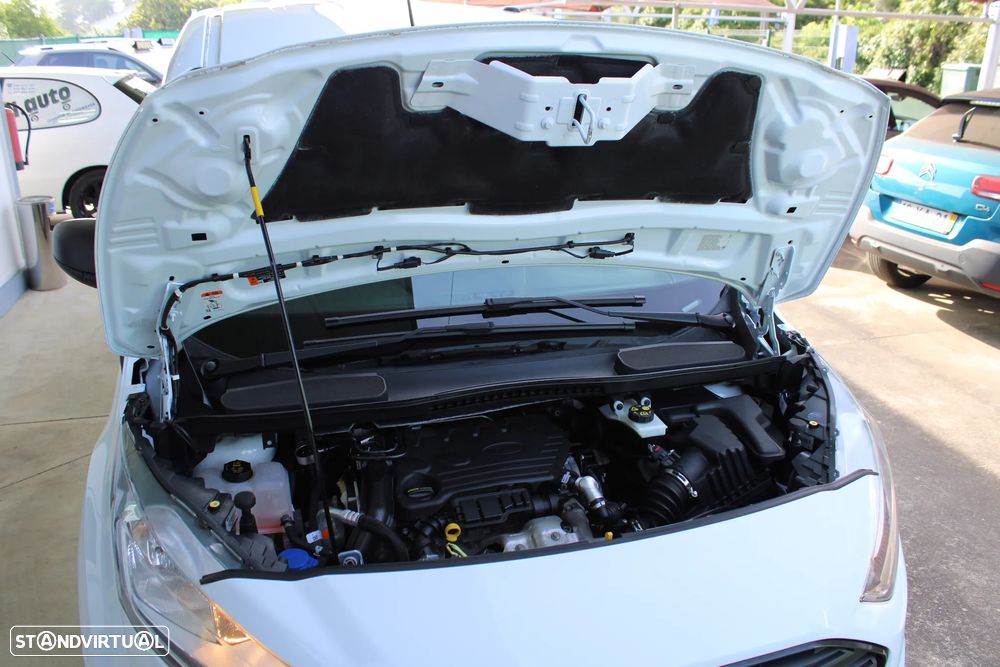 Ford Transit-Connect - 47