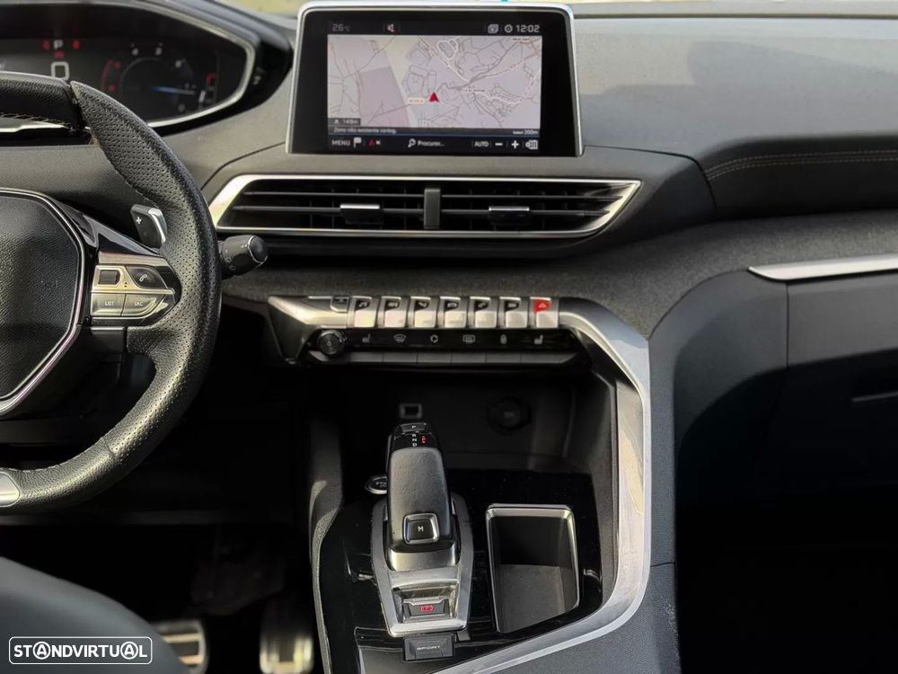 Peugeot 5008 - 10