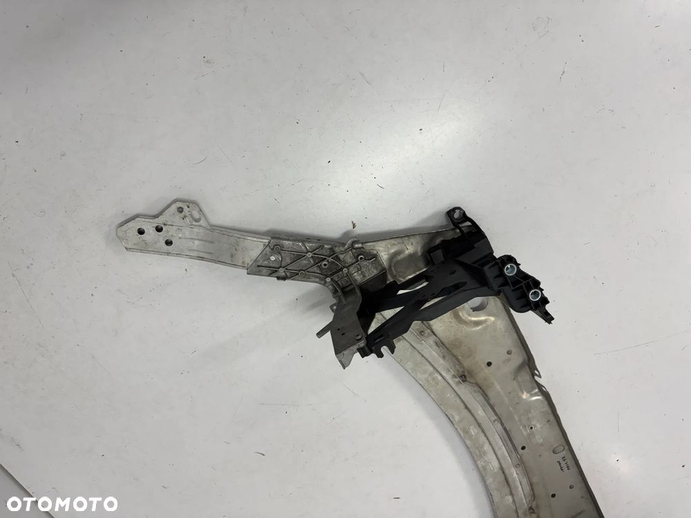 Pas przedni wzmocnienie górne Mercedes glc w253 oryginalny - 6