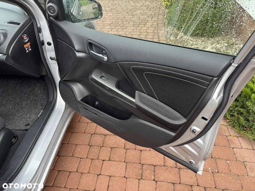 Honda Civic Tourer 1.8 i-VTEC Elegance - 24