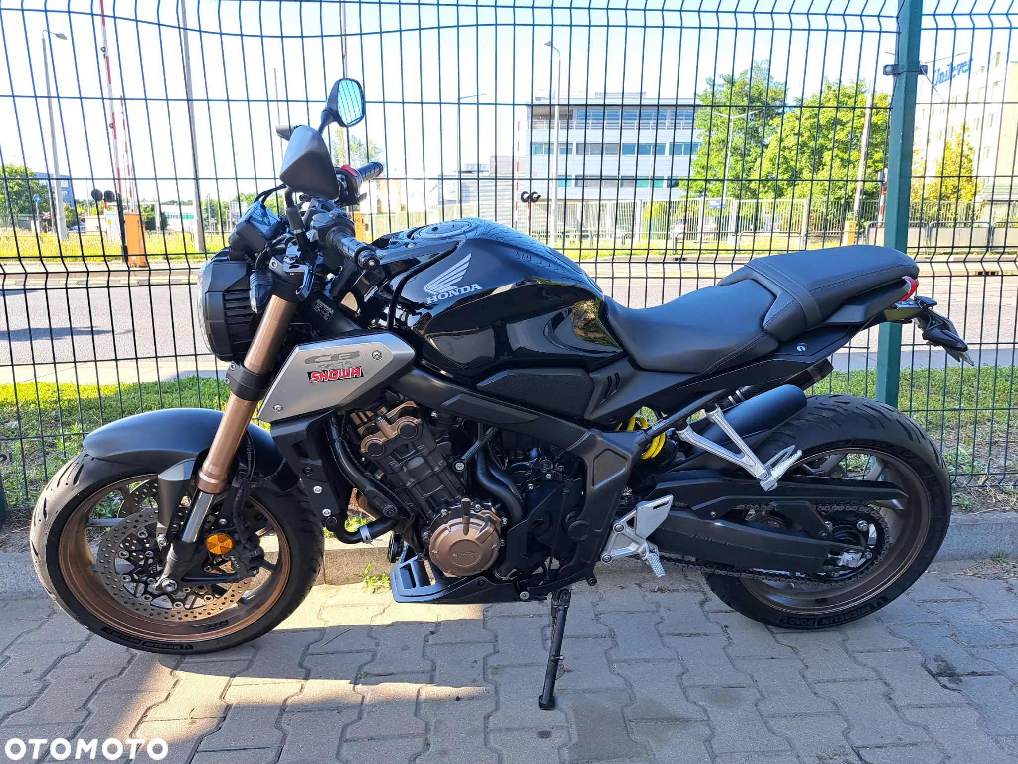 Honda CB - 4