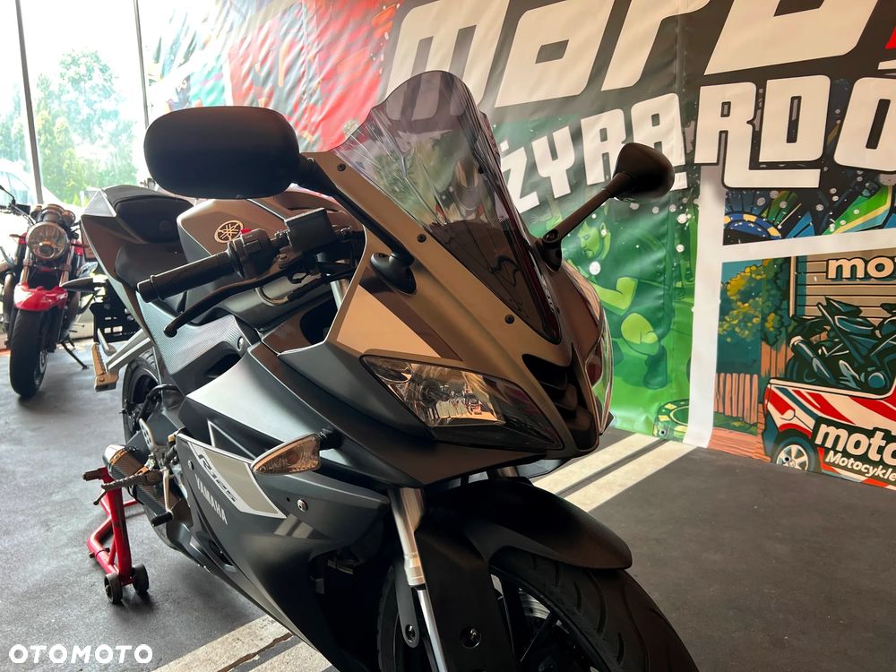 Yamaha YZF - 10