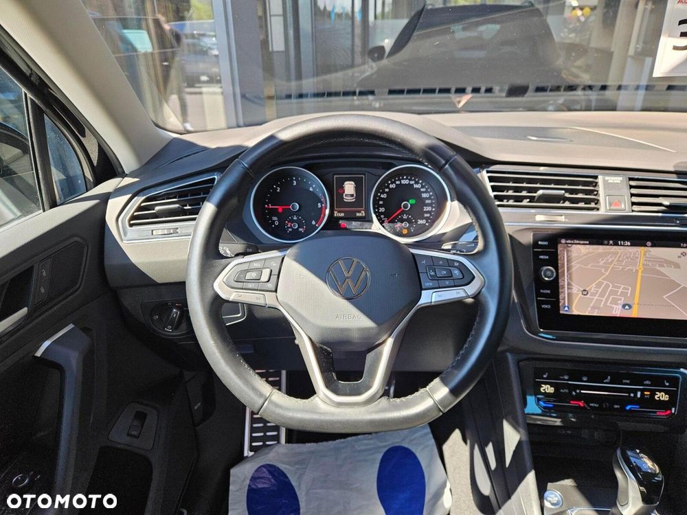 Volkswagen Tiguan - 17