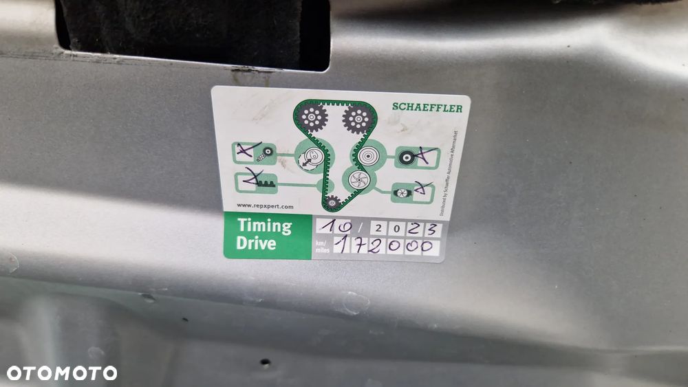 Ford Kuga 2.0 TDCi 2x4 Champions Edition - 35