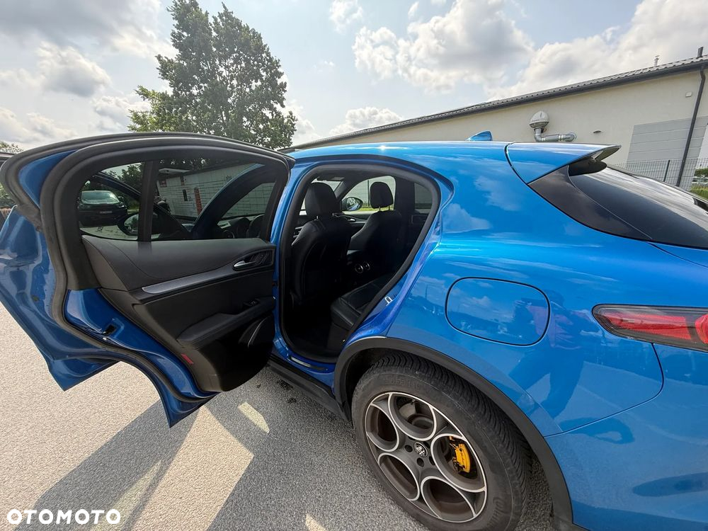 Alfa Romeo Stelvio 2.0 Turbo TI Q4 - 9