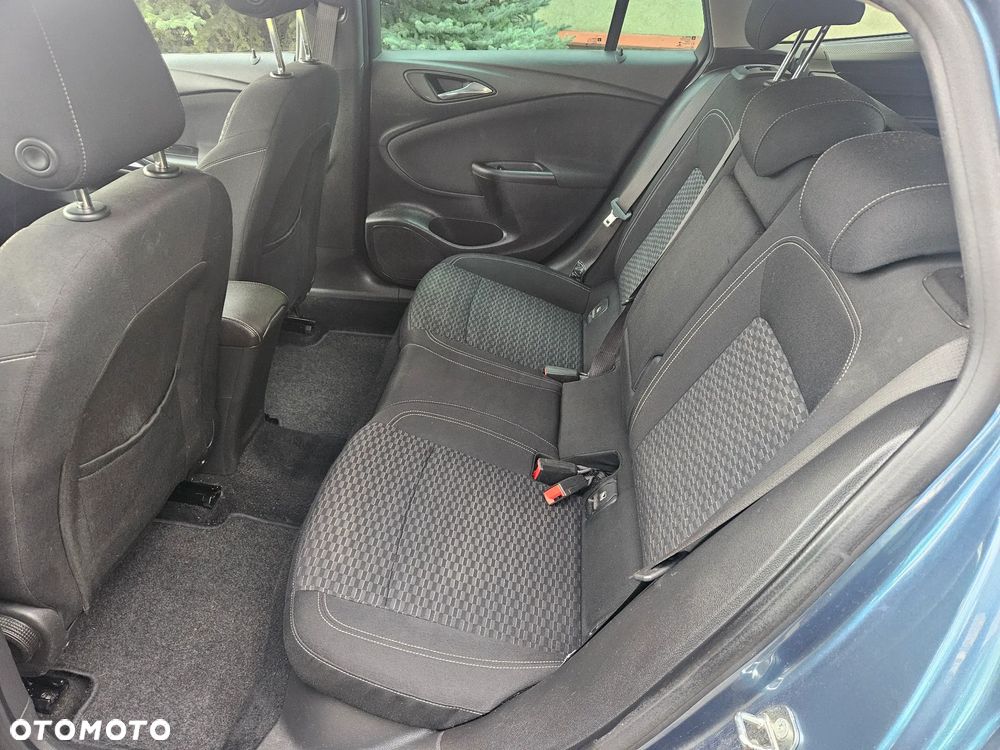 Opel Astra 1.6 D (CDTI) Start/Stop Business - 13