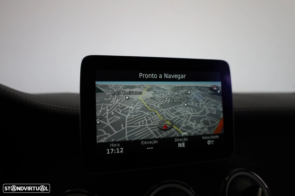 Mercedes-Benz GLA 180 Edition 1 - 38