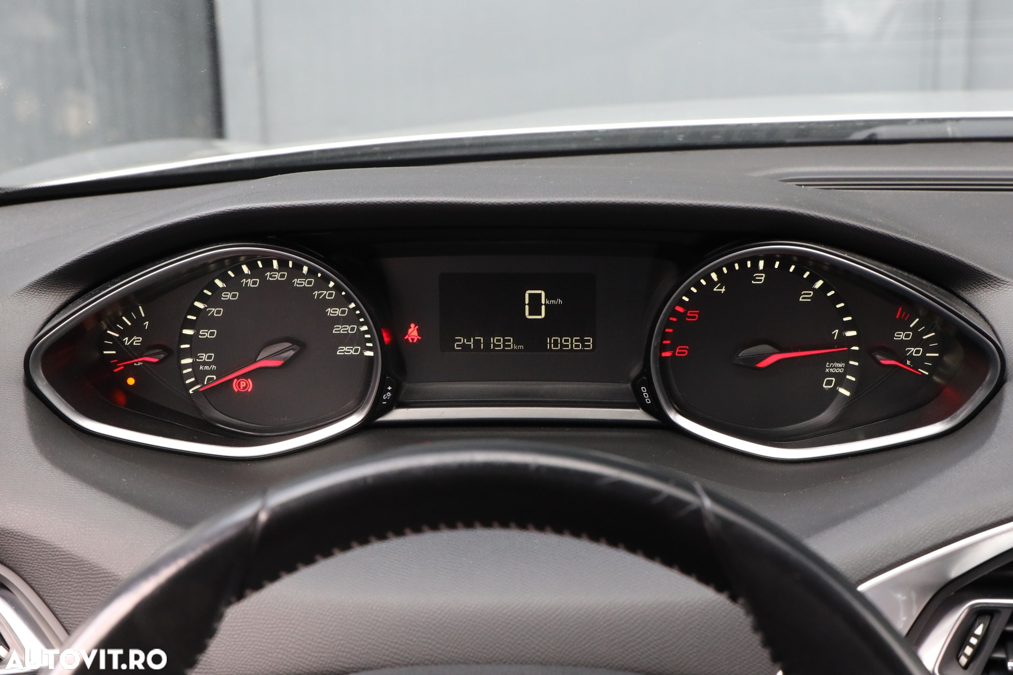 Peugeot 308 BlueHDi FAP 120 Stop & Start Active - 17