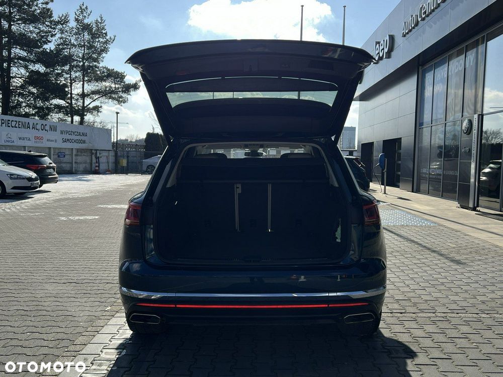 Volkswagen Touareg - 40