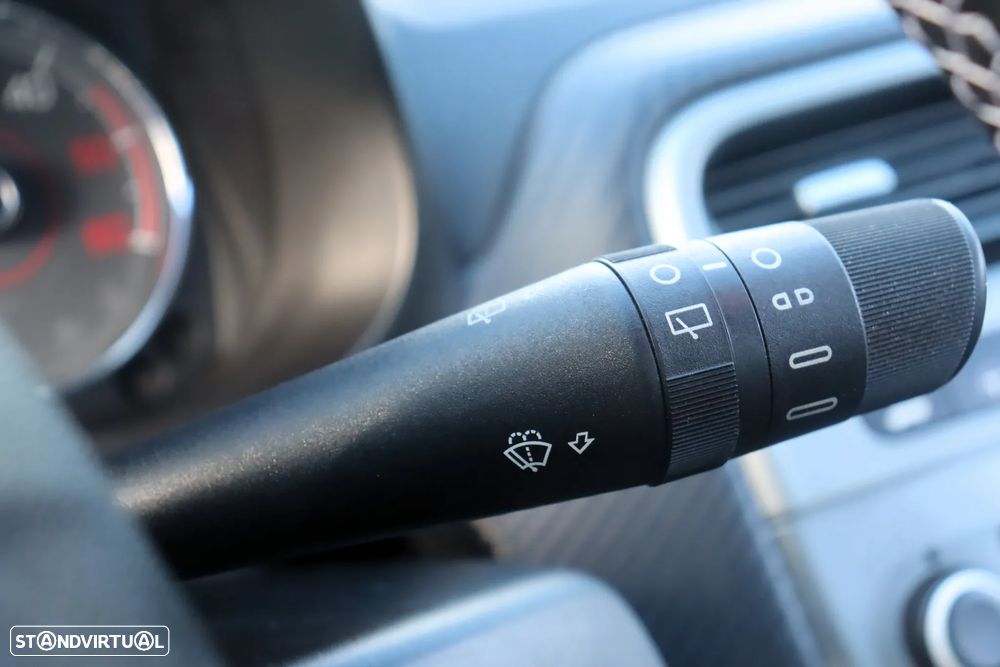 Fiat Grande Punto 1.3 M-Jet Sport - 38