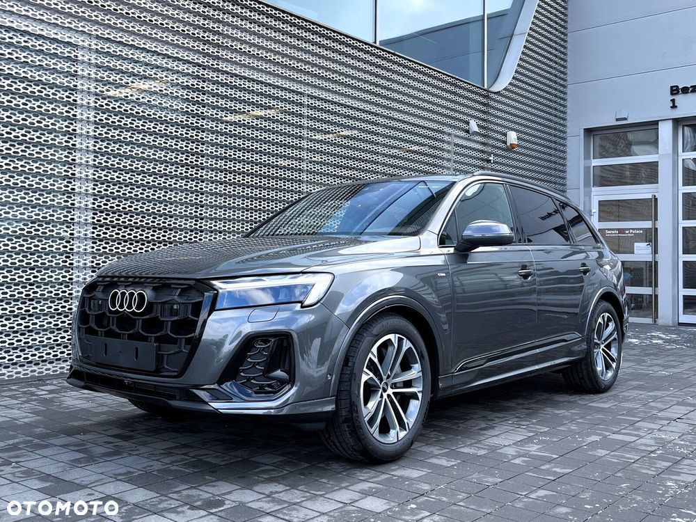 Audi Q7 - 12