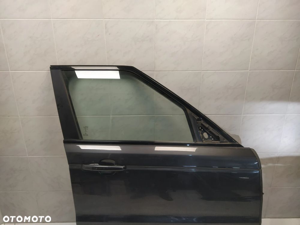 RANGE ROVER SPORT L494 DRZWI PRAWY PRZÓD PRZEDNIE SZYBA LOGOWANA KLAMKA KOLOR CORRIS GREY UK ORYGINAŁ - 4
