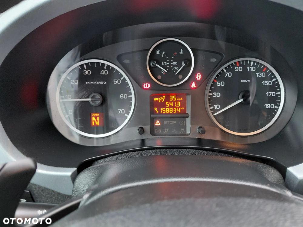 Citroën Berlingo e-HDi 90 FAP EGS6 Multispace - 19