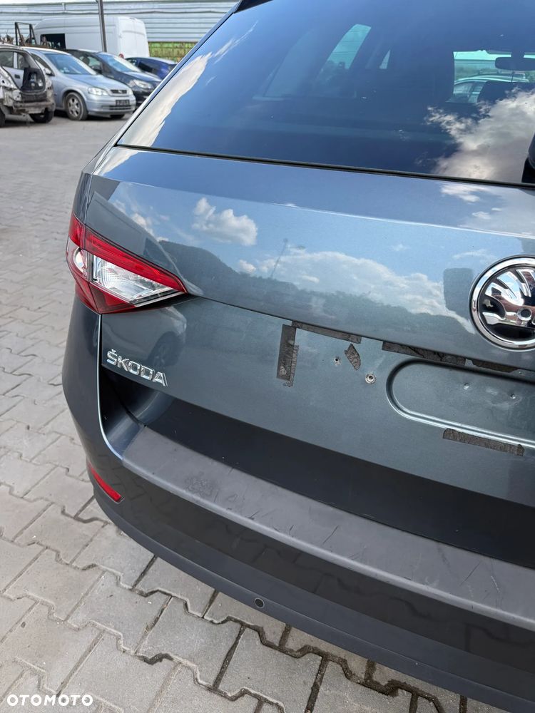 SKODA SUPERB III 3V0 15-19 LF7Y KOMBI KLAPA BAGAŻNIKA KOMPLETNA - 3