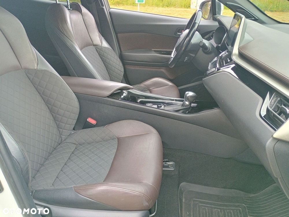 Toyota C-HR 1.8 Hybrid Prestige - 12