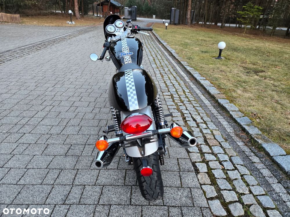 Triumph Thruxton - 11