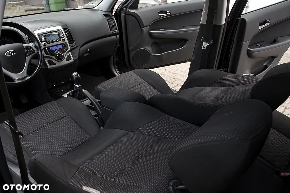 Hyundai i30 1.6 blue Style - 29