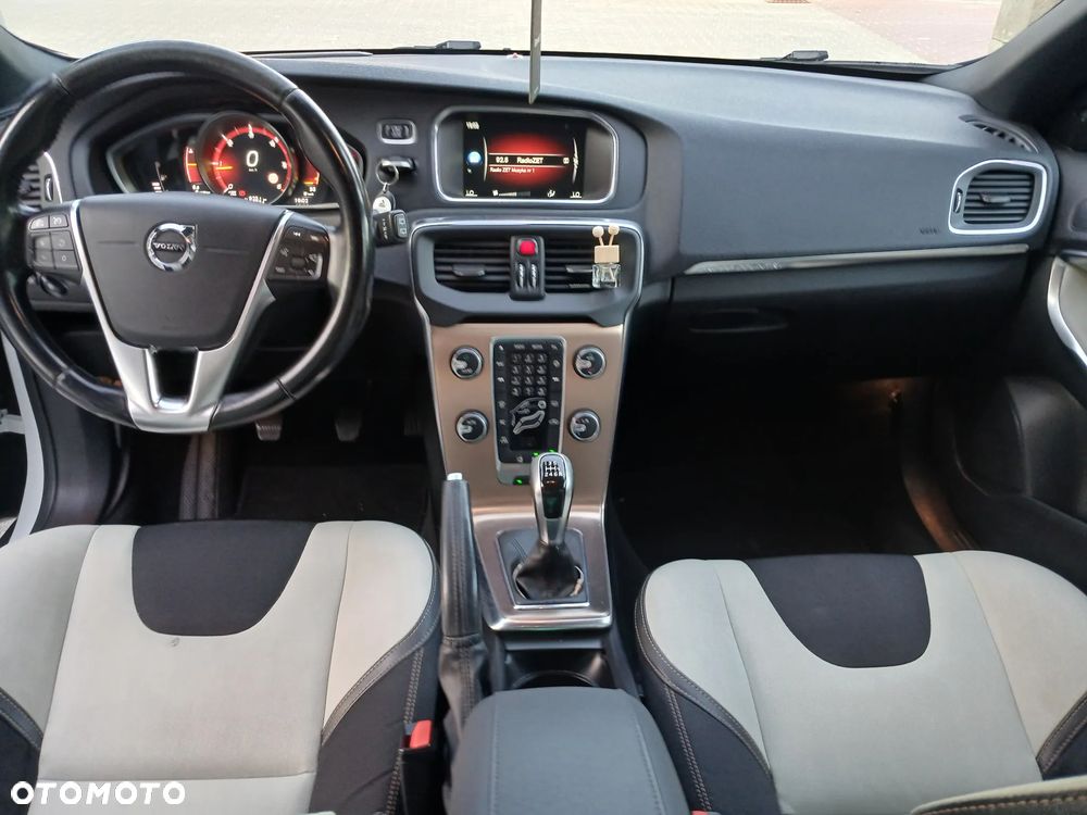 Volvo V40 Cross Country D2 Kinetic - 16
