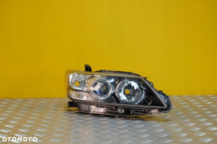 TOYOTA SCION TC 2011- REFLEKTOR LAMPA PRZÓD R USA - 1