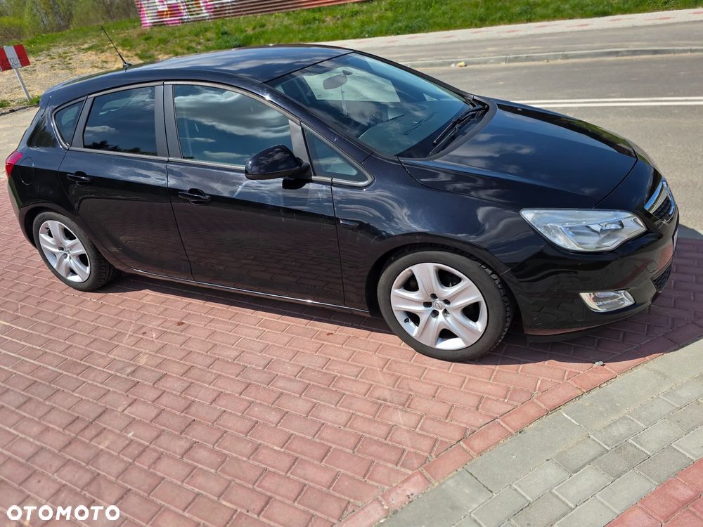 Opel Astra - 2