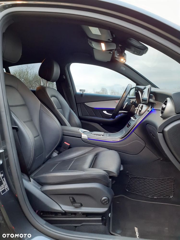 Mercedes-Benz GLC 200 4Matic 9G-TRONIC AMG Line - 23