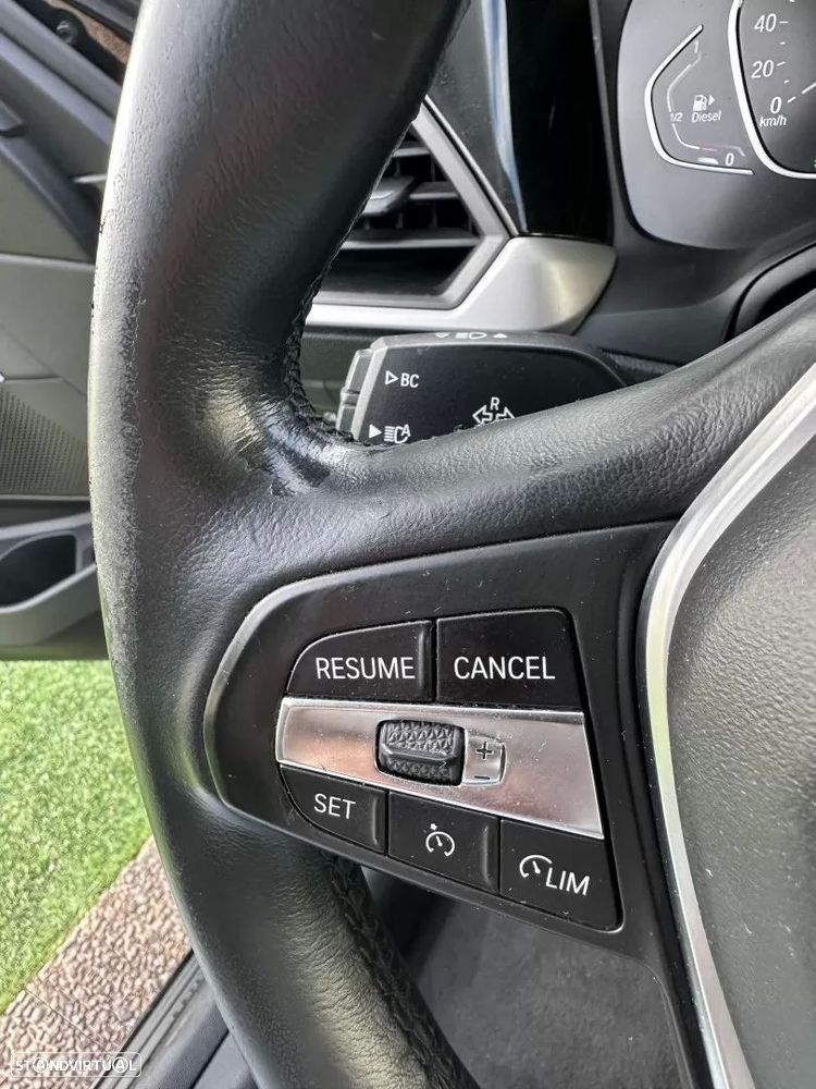 BMW 318 d Aut. Sport Line - 38