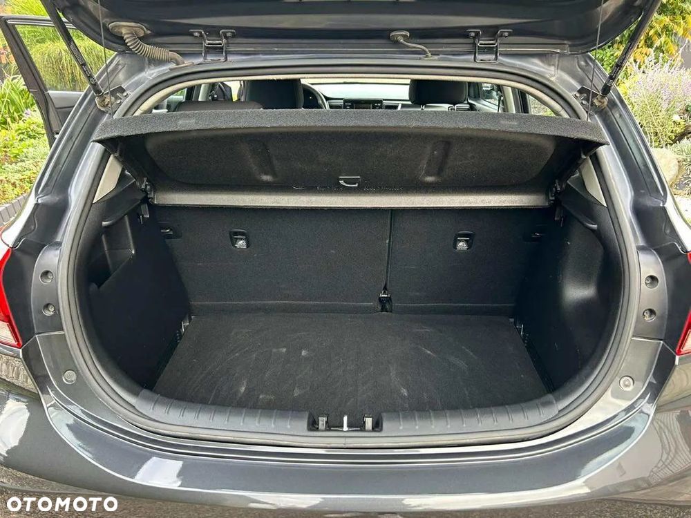 Kia Rio 1.2 M - 12