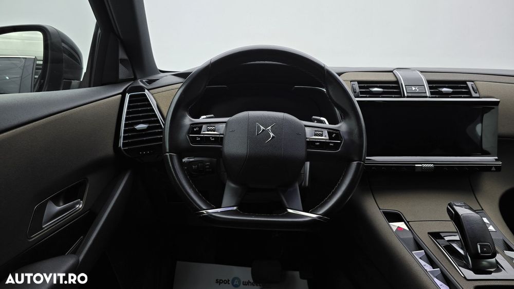 DS Automobiles DS 7 Crossback - 15