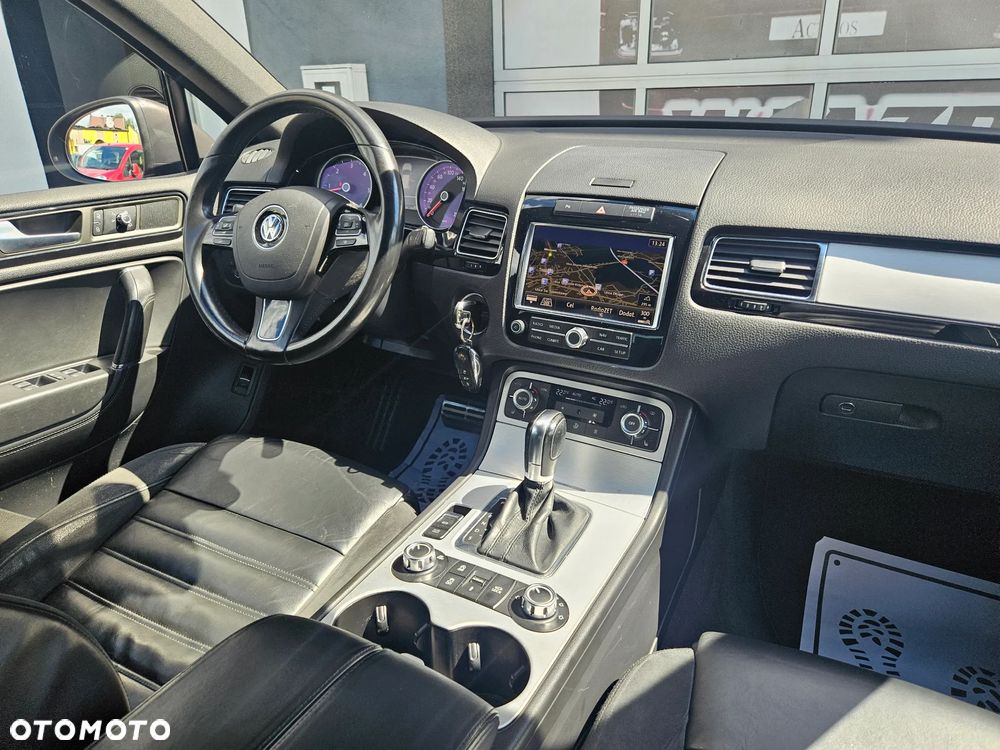 Volkswagen Touareg 3.0 V6 TDI BMT - 8