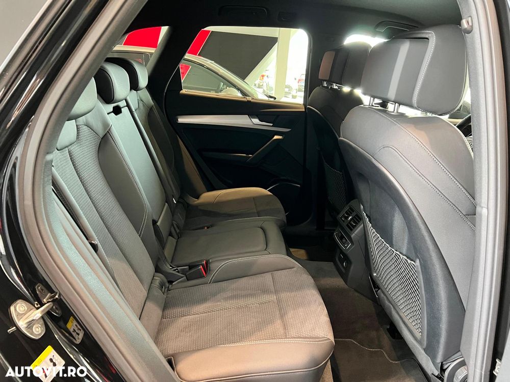 Audi Q5 40 TDI quattro S tronic MHEV Advanced - 12