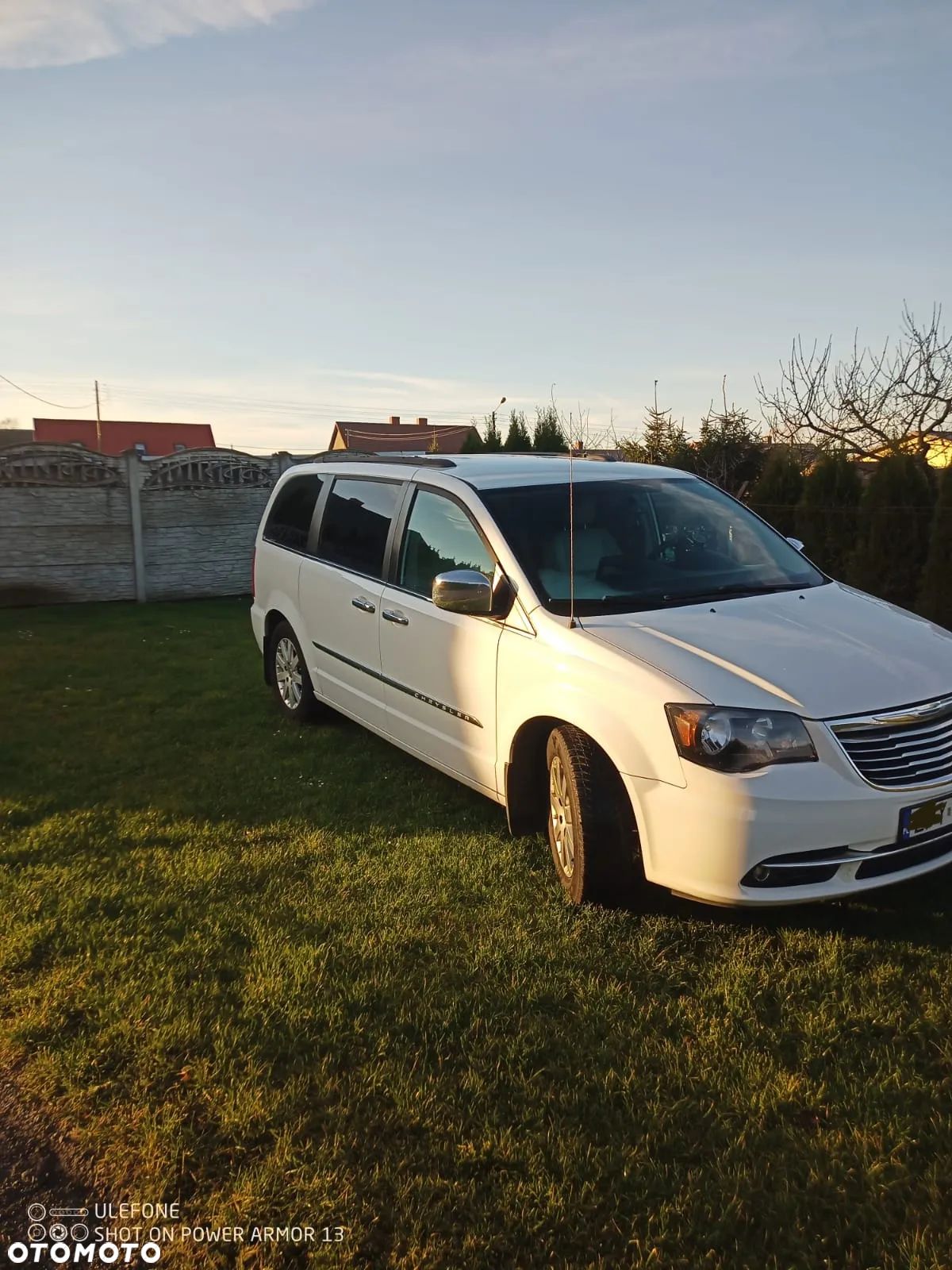 Chrysler Town & Country 3.6 Touring - 1