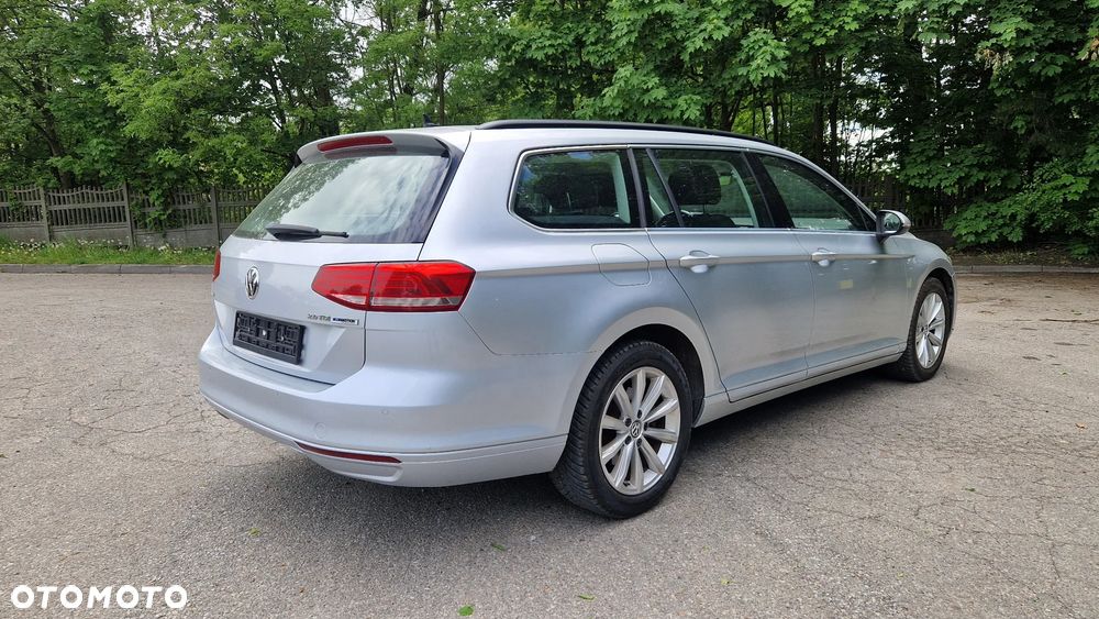 Volkswagen Passat Variant 2.0 TDI (BlueMotion Technology) Comfortline - 4