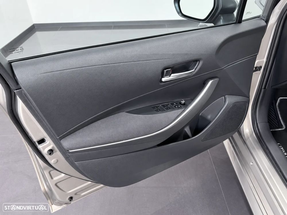 Toyota Corolla Touring Sports 1.8 Hybrid Comfort - 19