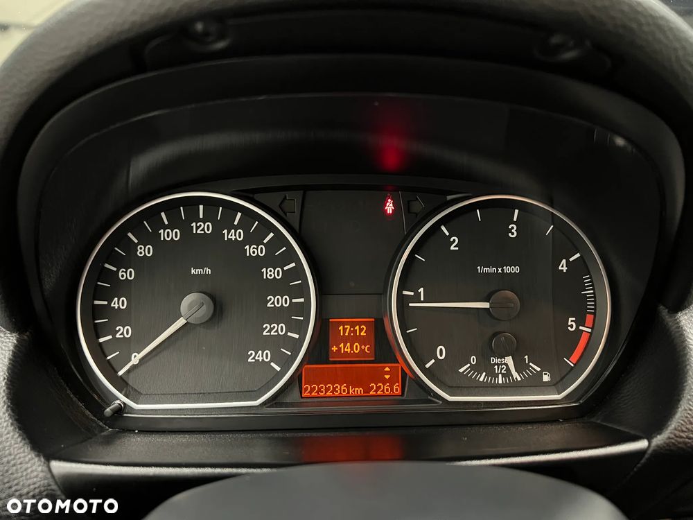 BMW Seria 1 118d DPF Edition Lifestyle - 33