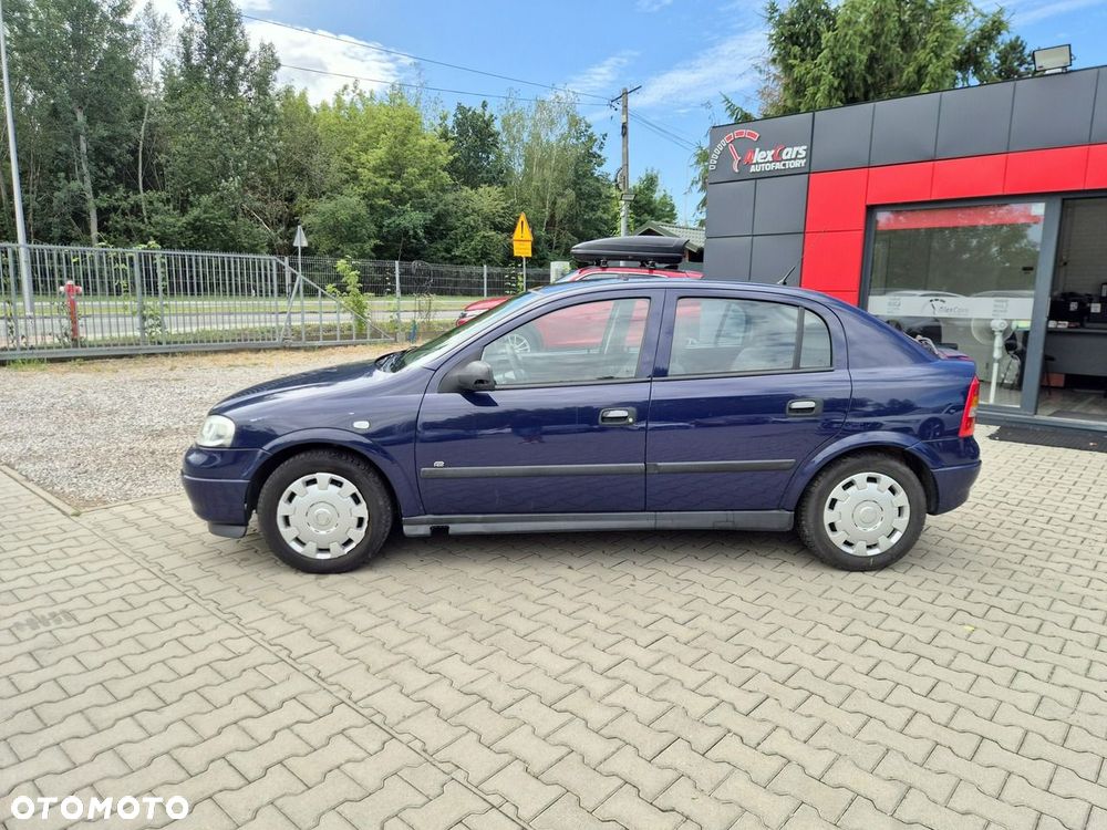 Opel Astra 1.4 Selection - 9