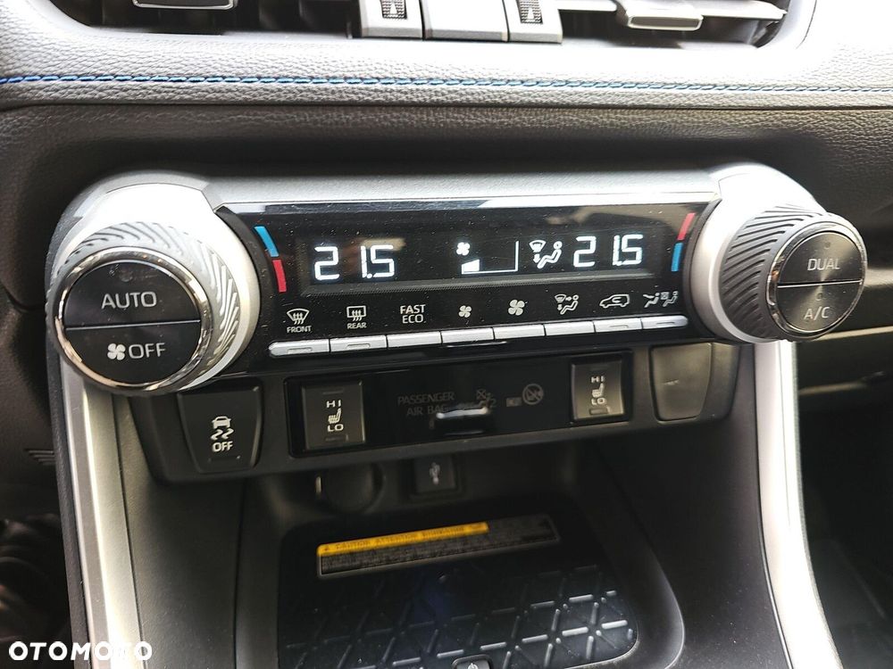 Toyota RAV4 - 21