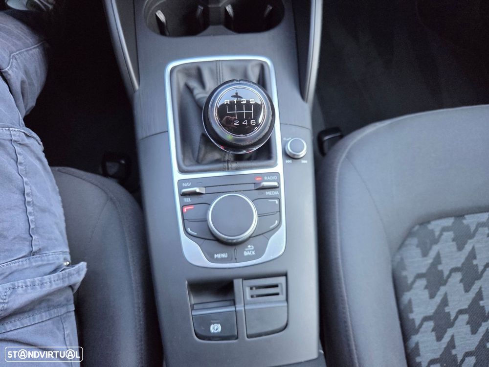 Audi A3 Limousine 1.6 TDI Attraction - 18