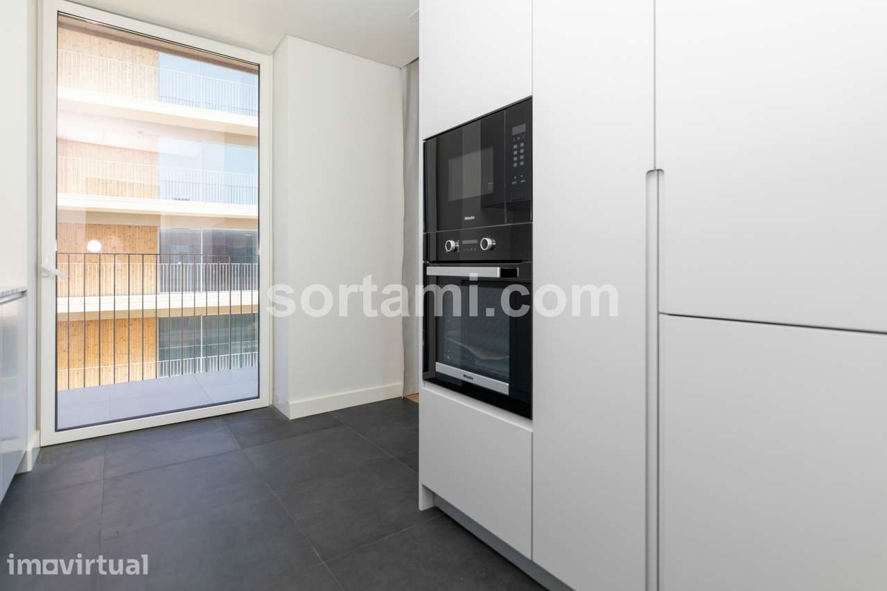 Apartamento T3 Venda em Quarteira,Loulé - Grande imagem: 3/31