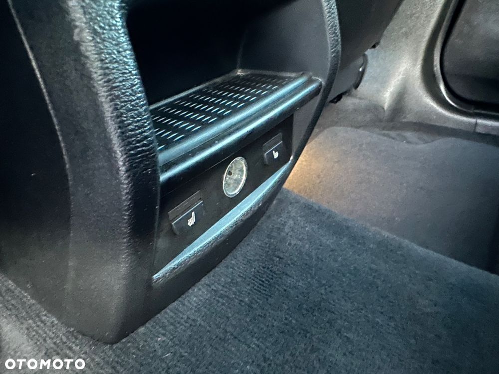 BMW X3 xDrive28i xLine - 23