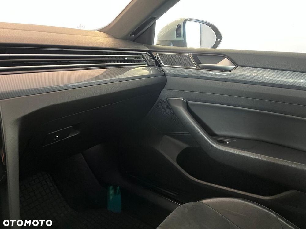 Volkswagen Arteon 2.0 TSI R-Line DSG - 24
