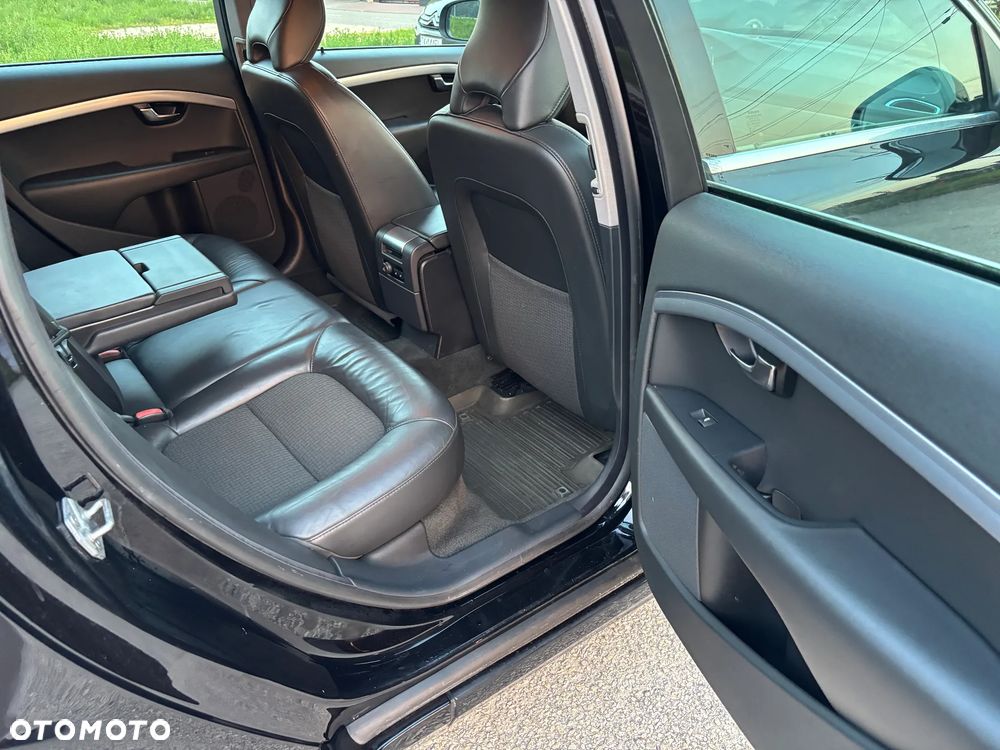 Volvo V70 D4 Kinetic - 16