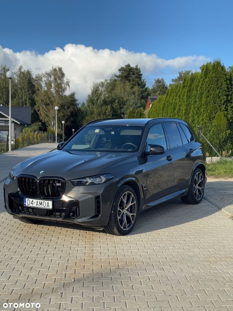 BMW X5 M50i - 1