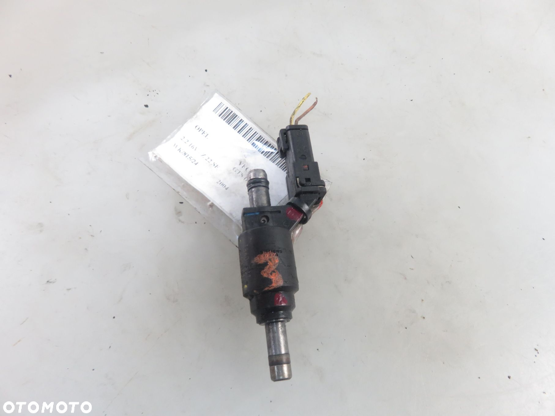 WTRYSKIWACZ OPEL VECTRA C GTS (Z02) 2.2 16V - Z 22 SE 24404012 - 4