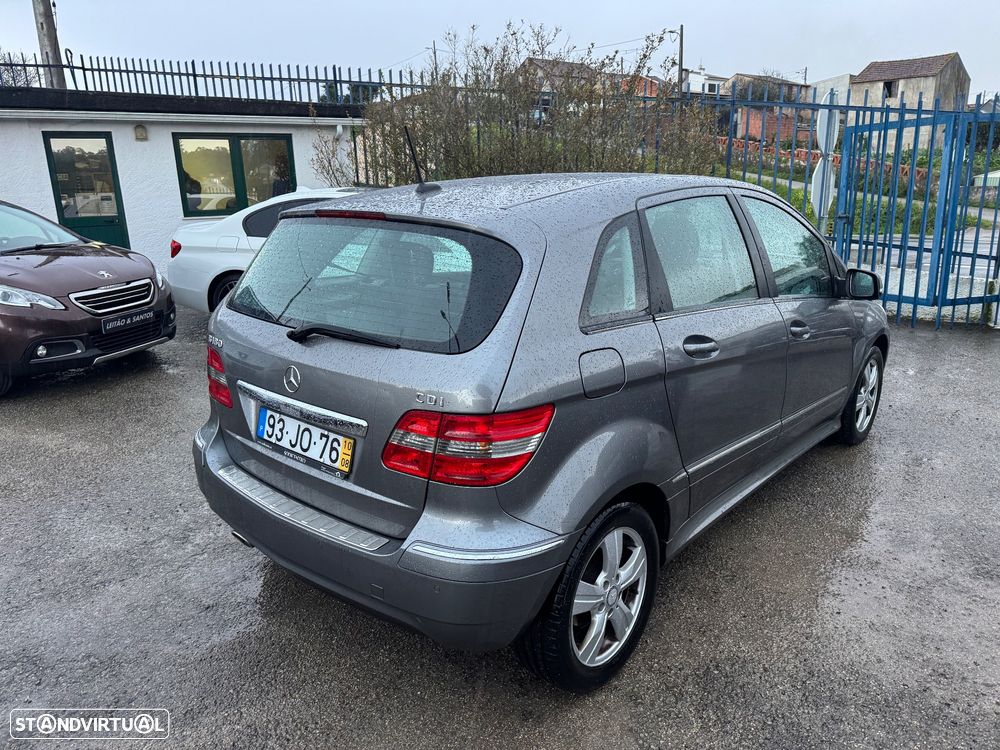 Mercedes-Benz B 180 CDI - 27