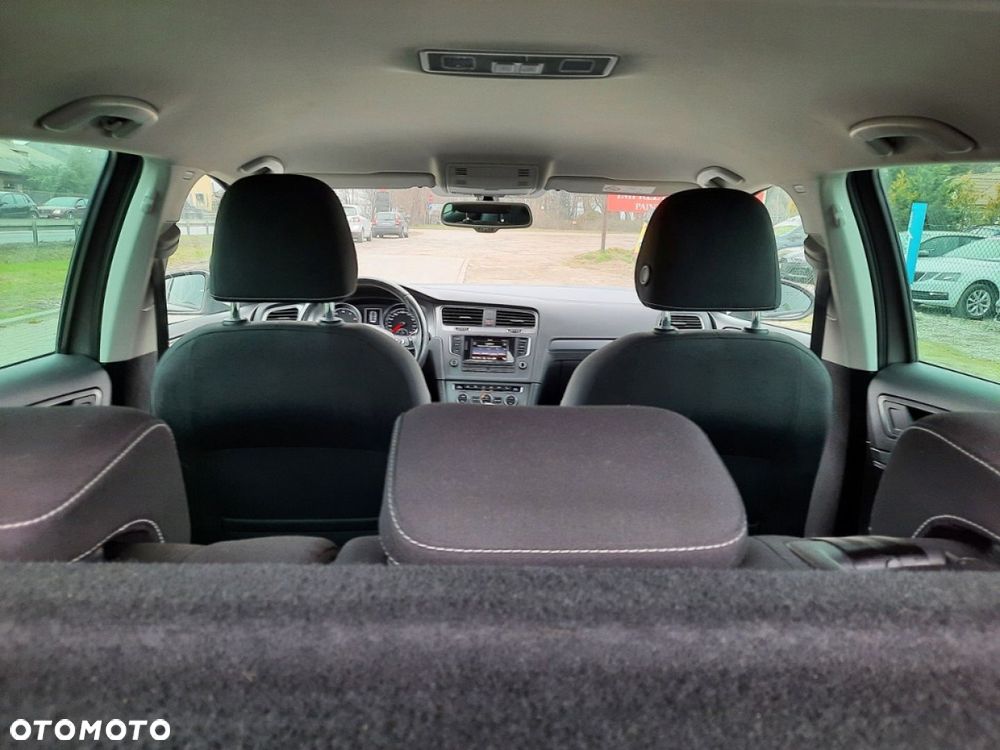 Volkswagen Golf - 20