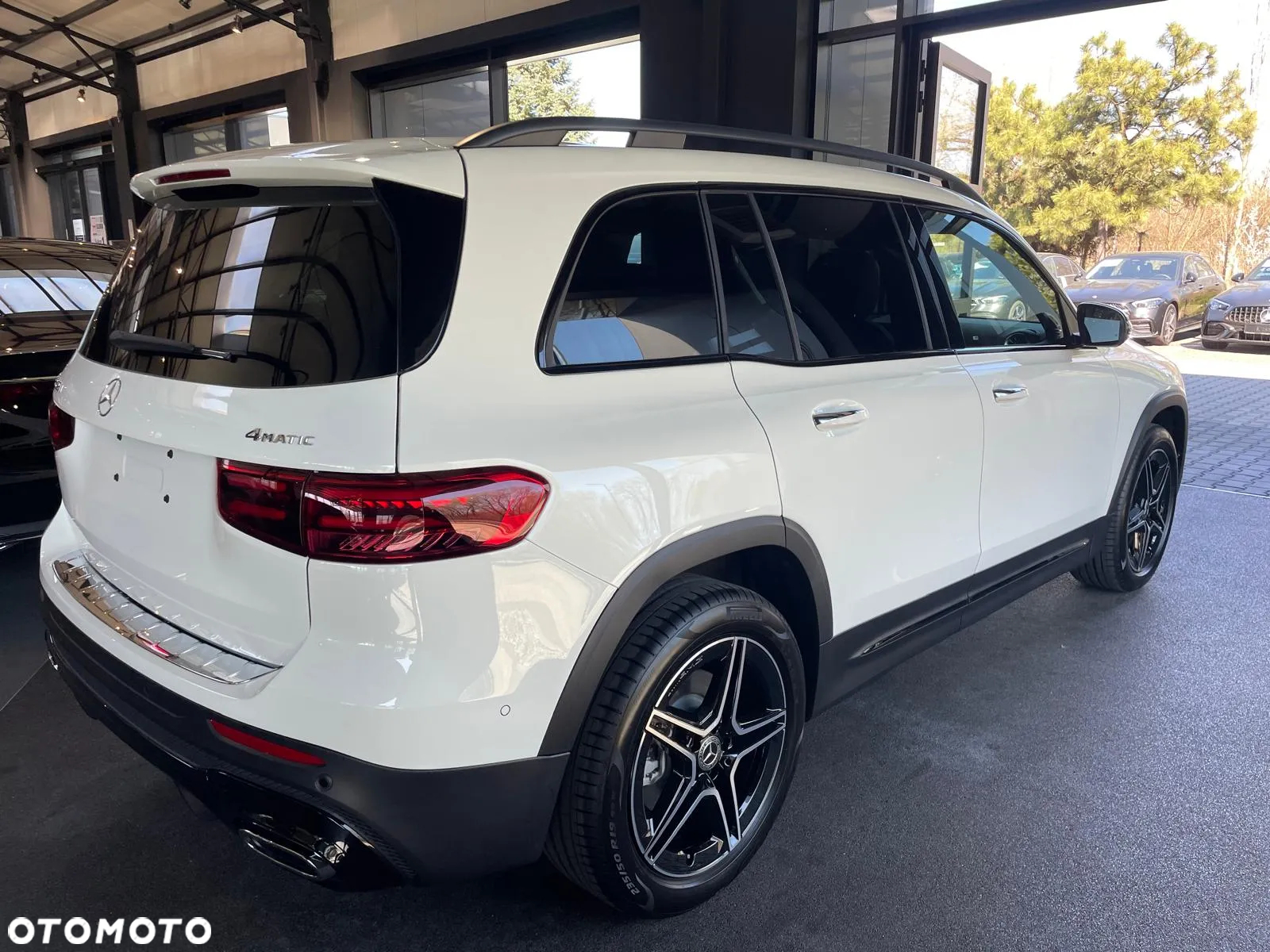 Mercedes-Benz GLB 220 d 4-Matic AMG Line 8G-DCT - 5