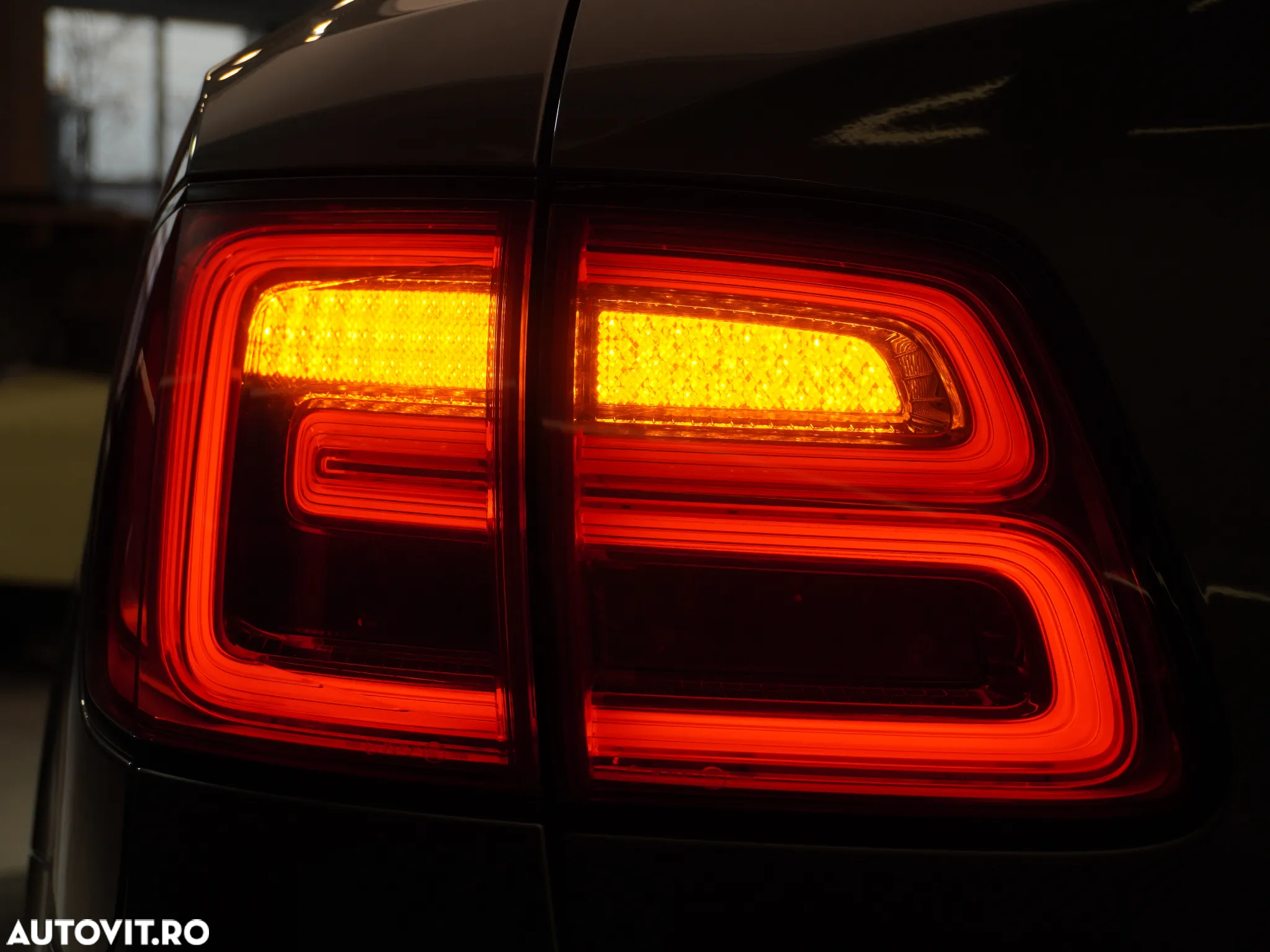 Bentley Bentayga - 14