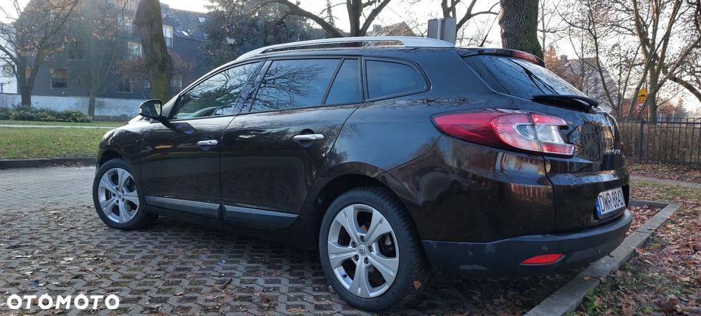 Renault Megane TCe 130 Night and Day - 13