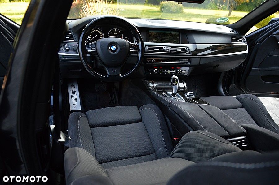 BMW Seria 5 530d xDrive Sport-Aut Modern Line - 26